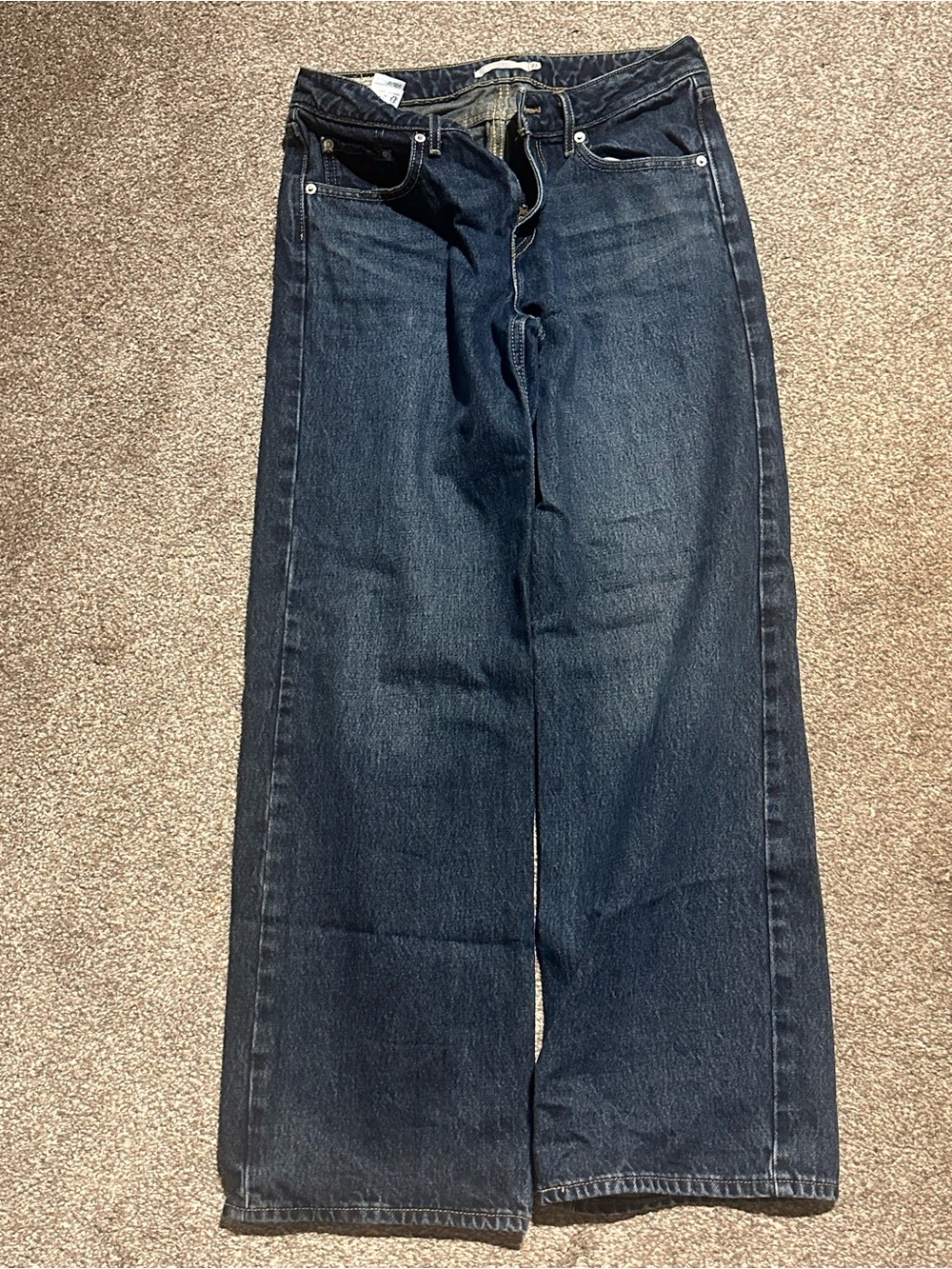 Levi's Low rise Dream Nice Dreams - Dark Wash Women's Straight-Leg Jeans 27